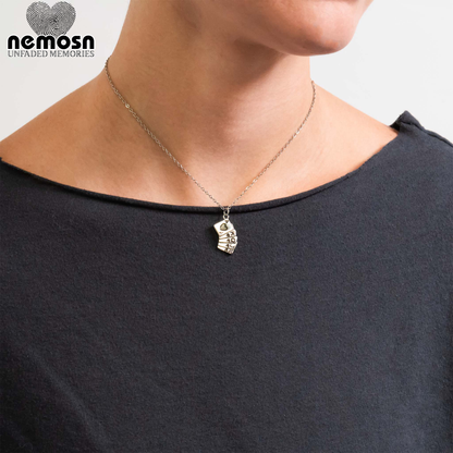 RoyalFlush™ – Lucky Poker Card Charm Pendant in Gold & Silver