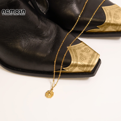 NorthGleam™ – Compass Pendant in 18K Gold & Silver Finish