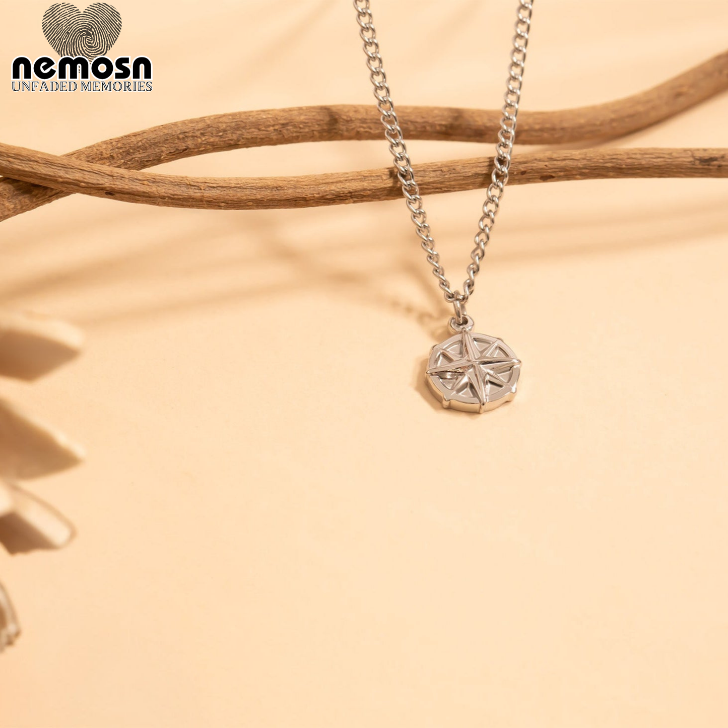NorthGleam™ – Compass Pendant in 18K Gold & Silver Finish