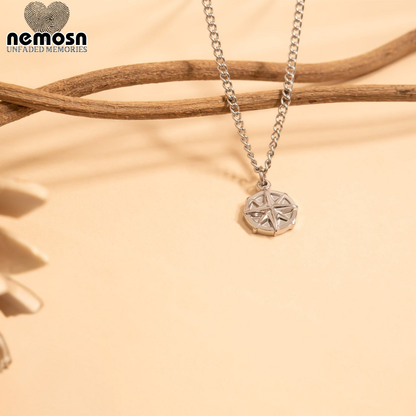 NorthGleam™ – Compass Pendant in 18K Gold & Silver Finish