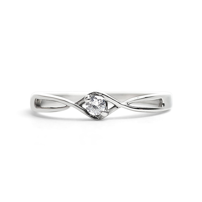 GlintLuxe™ — Elegant Twist Solitaire Ring with Polished Finish
