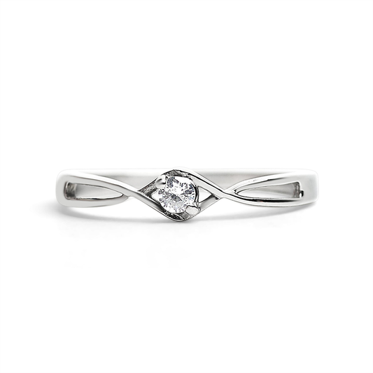 GlintLuxe™ — Elegant Twist Solitaire Ring with Polished Finish