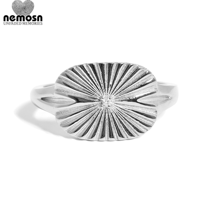 SolLuxe™ — Radiant Oval Sunburst Ring with Central Sparkle in Gold & Silver