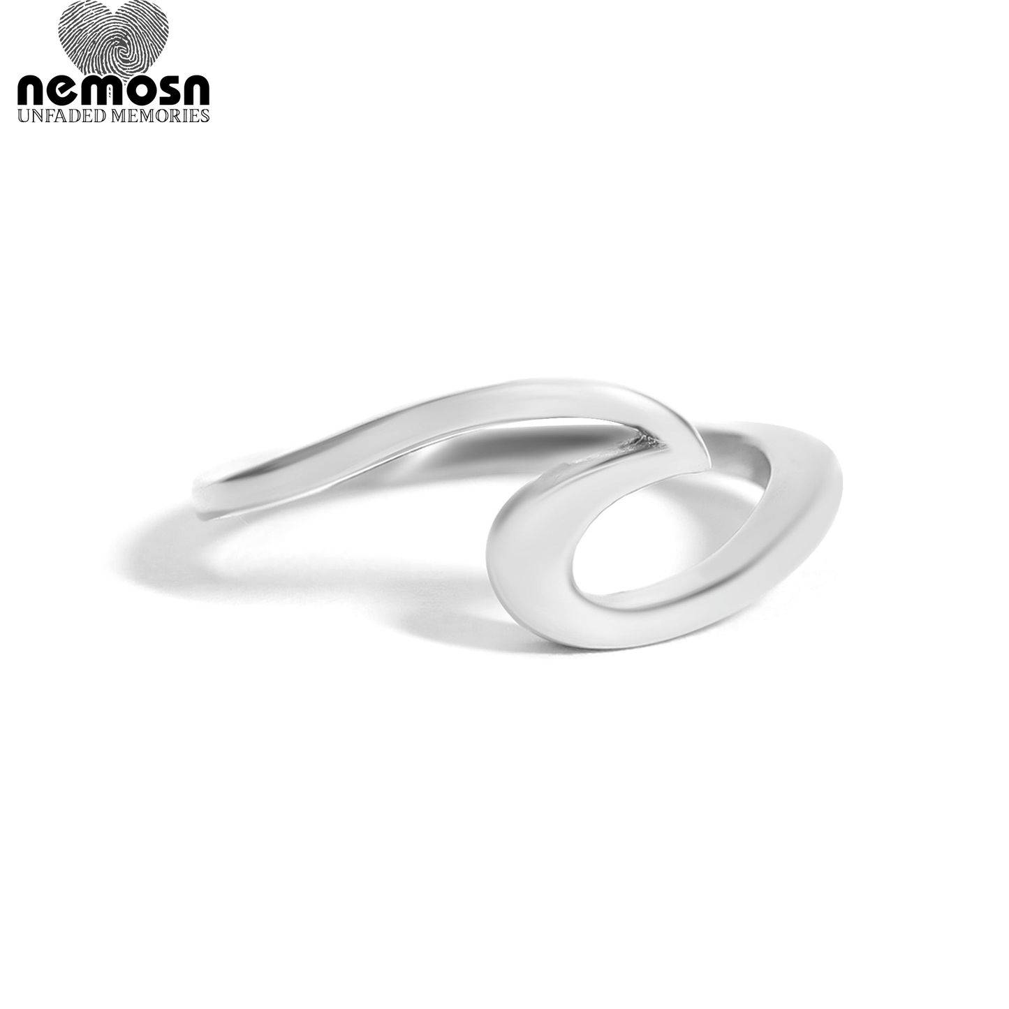 WaveLuxe™ — Minimalist Ocean Wave Ring in Gold & Silver