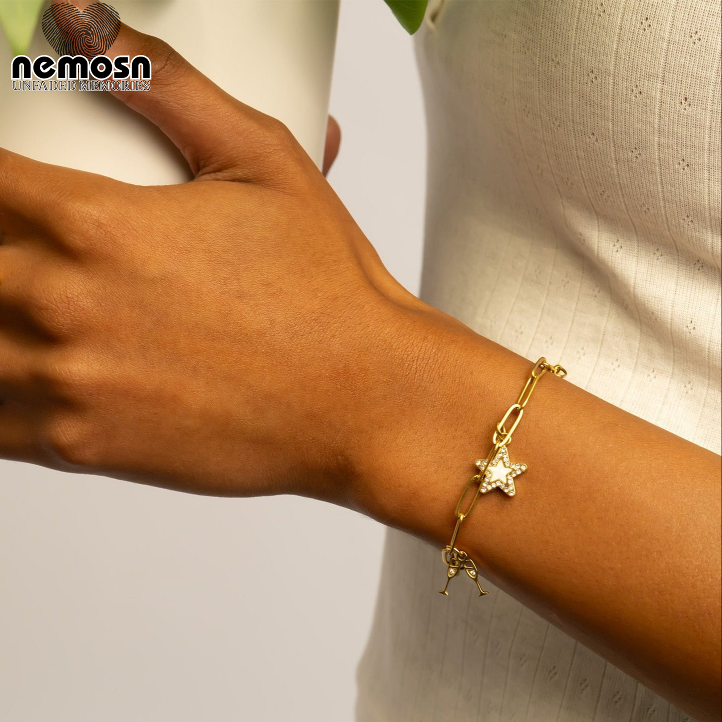 StarLuxe™ – Crystal Star Pendant in Gold & Silver | Sparkling Celestial Charm Necklace by Nemosn