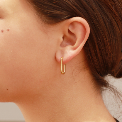 FormaLoop™ Rounded Rectangle Huggie Earrings – 18K Gold PVD Stainless Steel, Waterproof, Tarnish-Resistant, Hypoallergenic