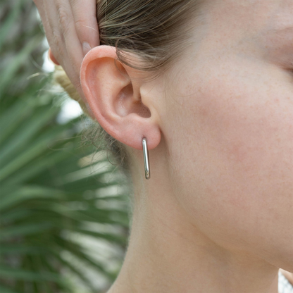 FormaLoop™ Rounded Rectangle Huggie Earrings – 18K Gold PVD Stainless Steel, Waterproof, Tarnish-Resistant, Hypoallergenic