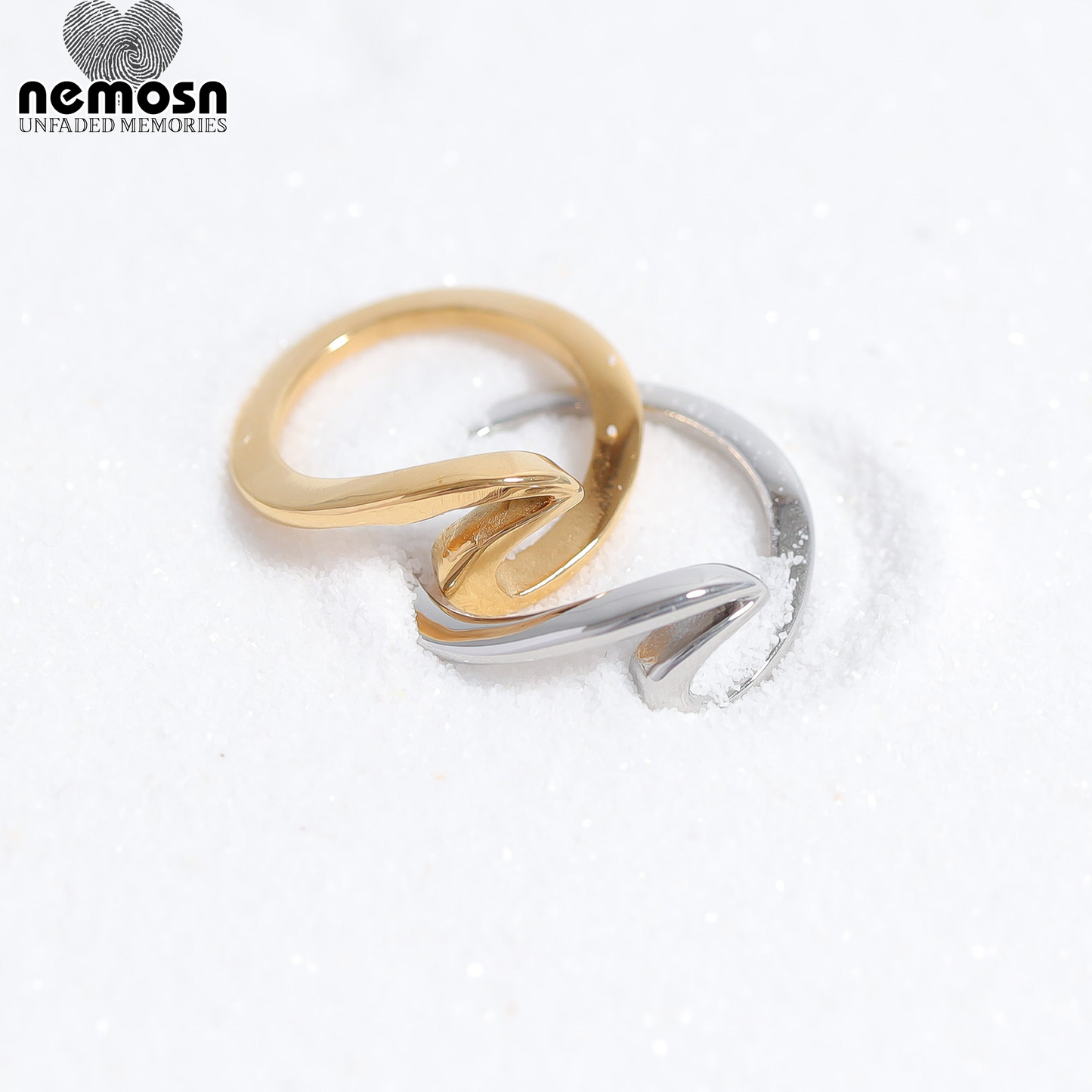 WaveLuxe™ — Minimalist Ocean Wave Ring in Gold & Silver