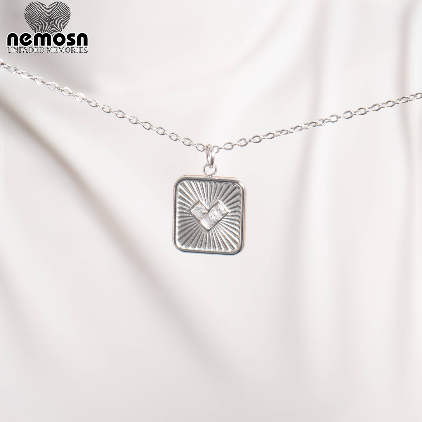 HeartRay™ – Radiant Heart Pendant in 18K Gold & Silver Finish